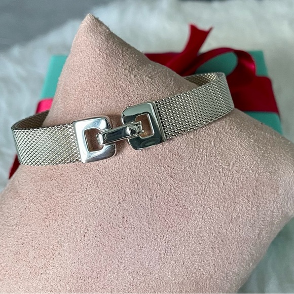 Tiffany and Co. Fine Mesh Silver Bracelet - Picture 4 of 9